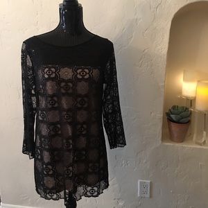 Max Studio lace black top, nicely lined, size XS